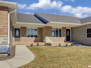 4607 Lasalle Ct, Springfield, IL 62711