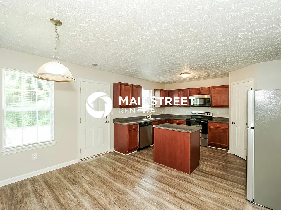 5121 Amberland Sq