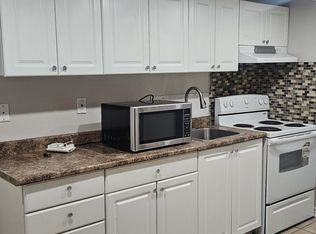 54 Amethyst Cir #BASEMENT, Brampton, ON L6P0Z3