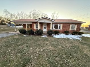 143 Hilltopper Dr, Bowling Green, KY 42101