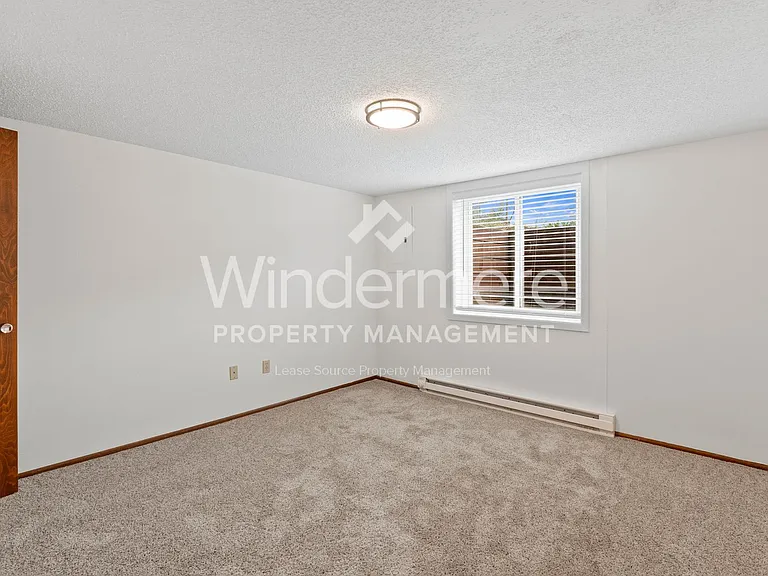 904 S McDonald Rd — Photo 12