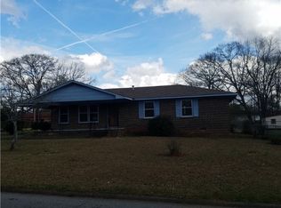 1401 S South St, Opelika, AL 36801