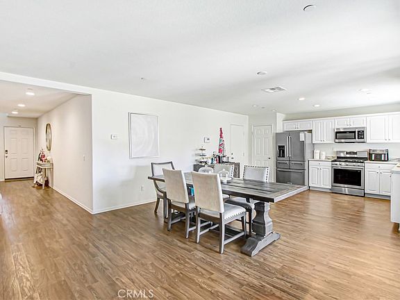 5th image of 15115 Courtney Ln