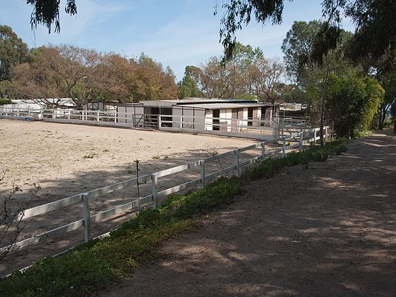 Rolling estate