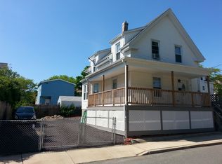 7 Groveland St, Lynn, MA 01902