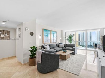 16500 Collins Ave APT 1752, Sunny Isles Beach, FL, 33160