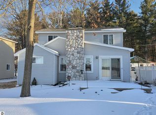 228 Maple Ave, East Tawas, MI 48730