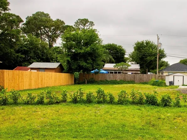 1155 11th Ter SW Lot 18, Vero Beach, FL 32962