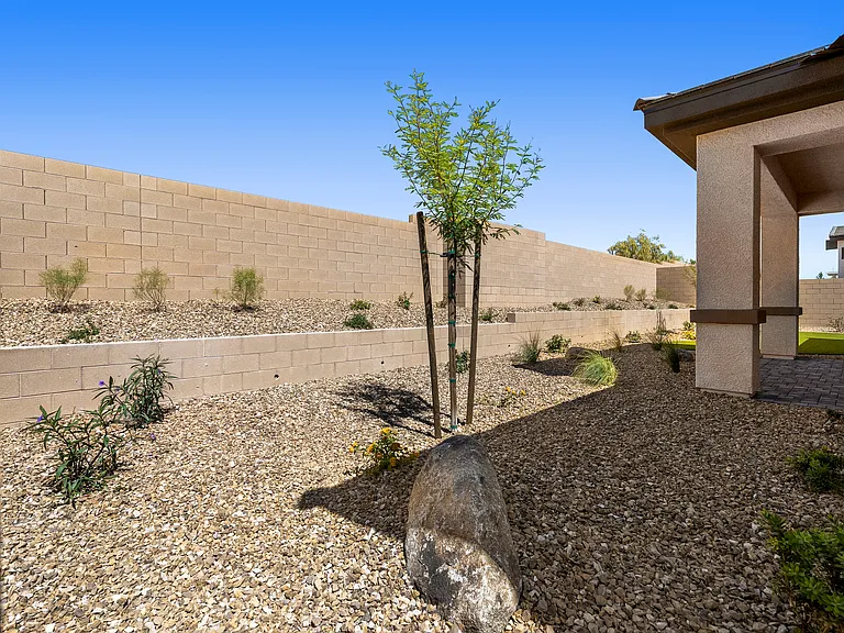 6323 Zephyr Ct — Photo 8