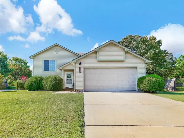 2469 S Linden St, Wichita, KS 67210