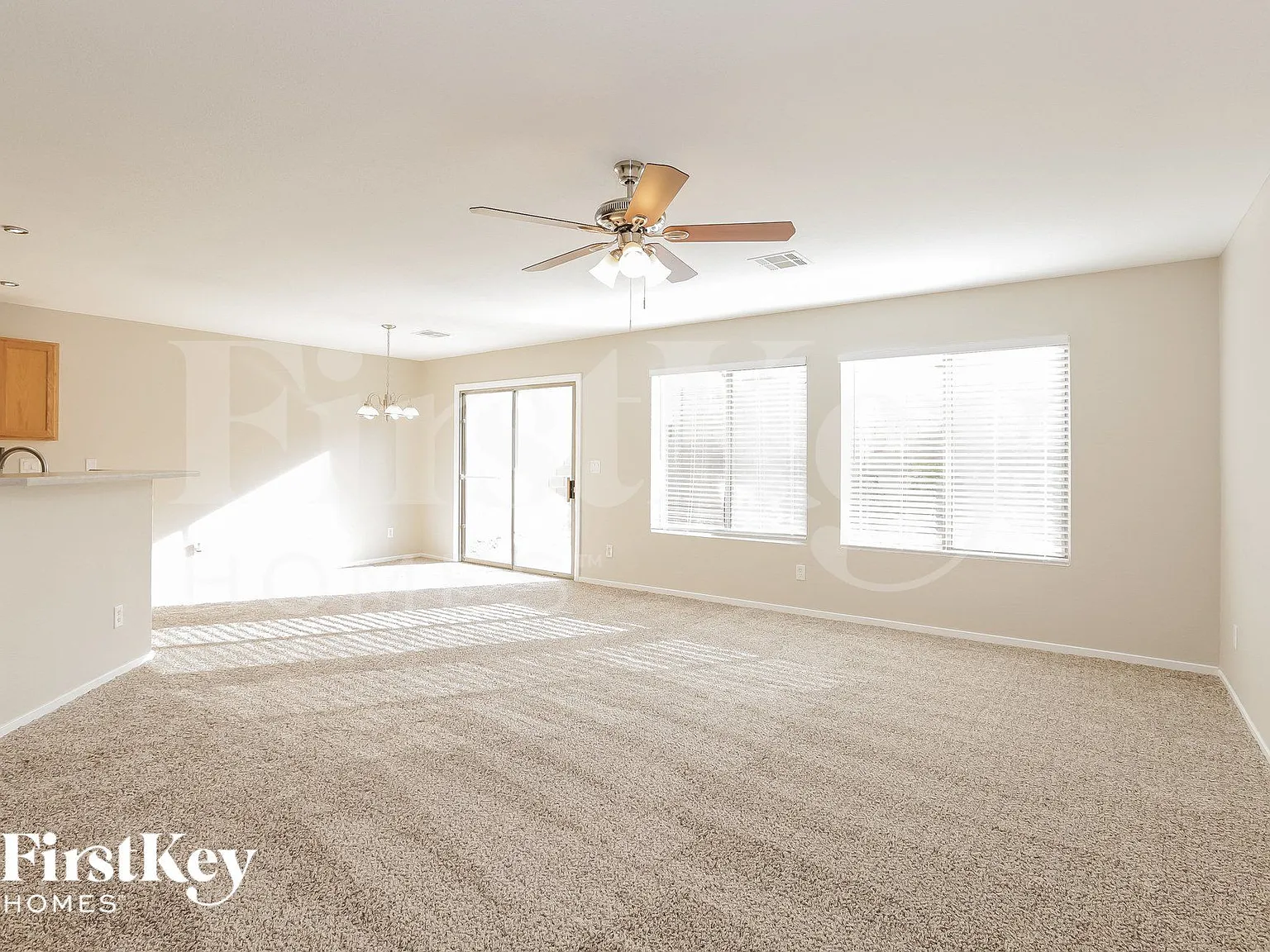 3 bed, 2.5 bath, 1462 sqft, $2,155 — Photo 4