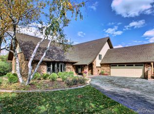 18W648 Plainfield Rd, Downers Grove, IL 60516