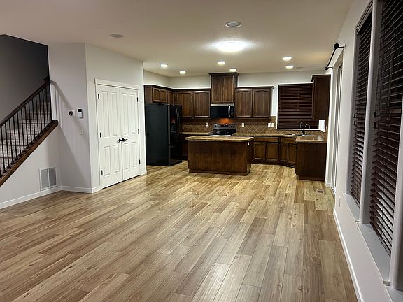 5th image of 7609 NE 54th Ave