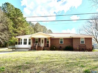 1980 Riddles Bend Rd, Rainbow City, AL 35906