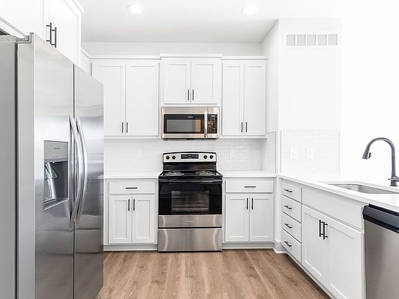 3rd image of 33247 W 85th Ter Unit 5A