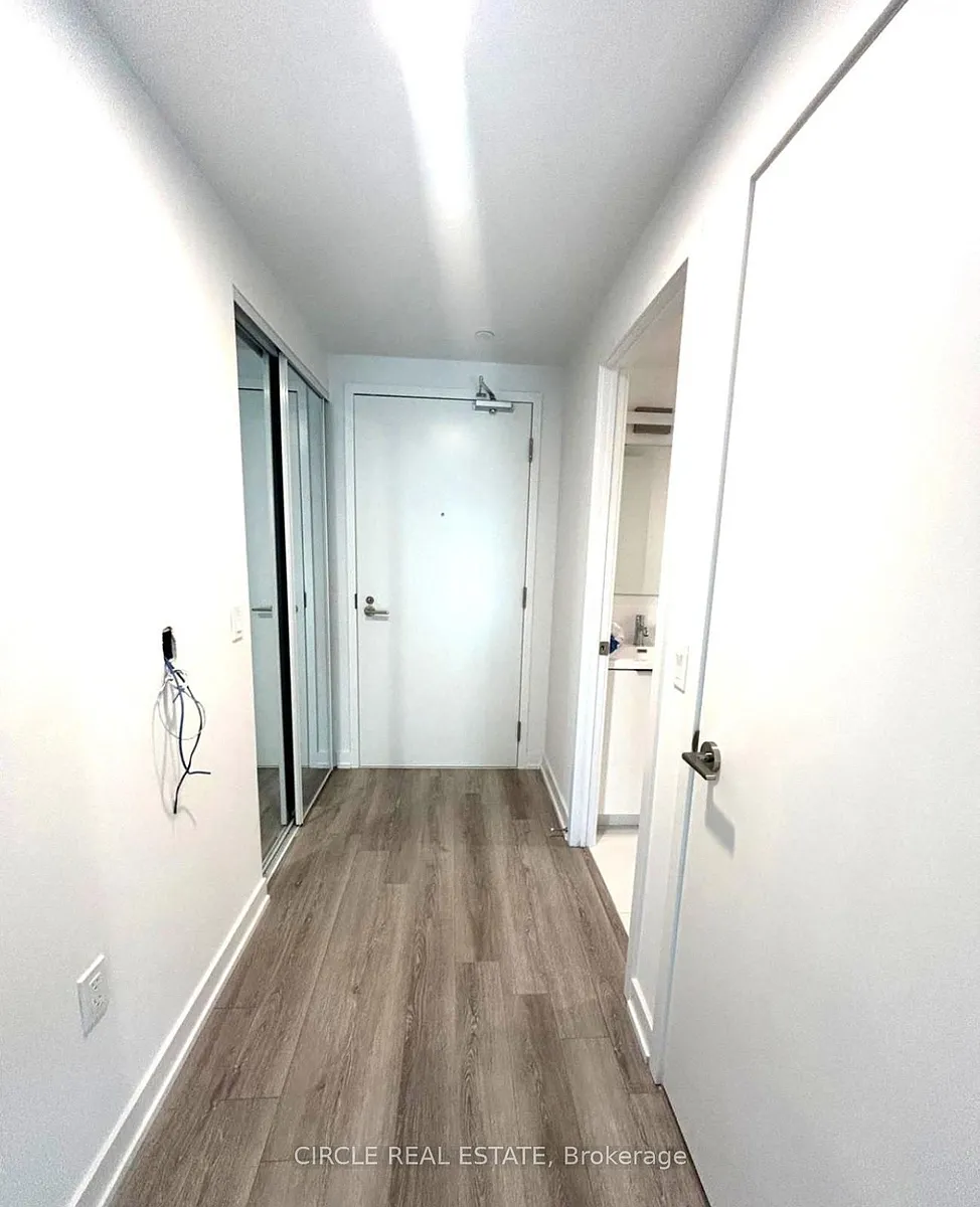 Building Photo - 121 Saint Patrick St #1016