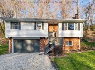 541 Anderson Hts, Charleston, WV 25314