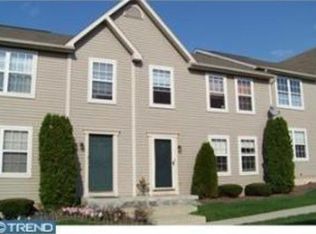 17-2 Cranberry Rdg, Reading, PA 19606