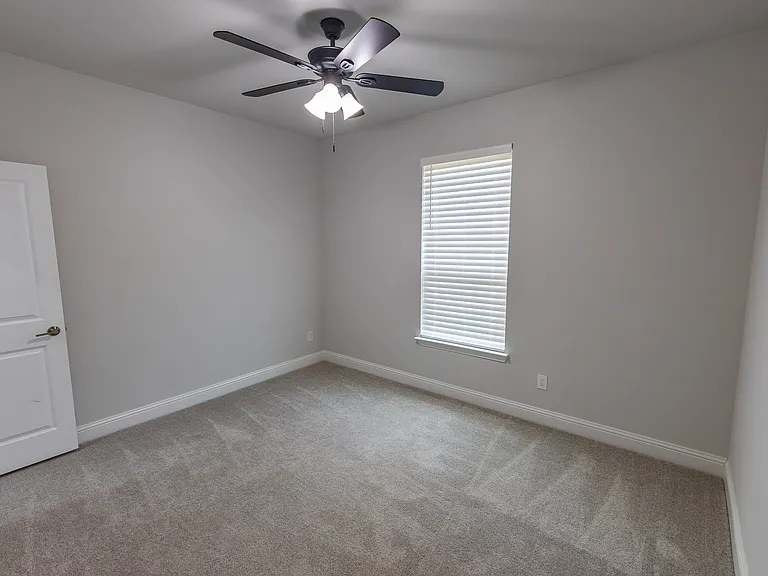 3211 Ashlar Ct — Photo 16