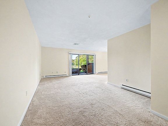 2nd image of 29 Rainbow Pond Dr APT B1