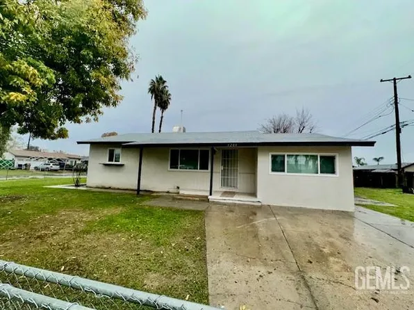 3204 S I St, Bakersfield, CA 93304