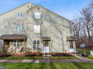 1905-A Denham Ct, Mount Laurel, NJ 08054