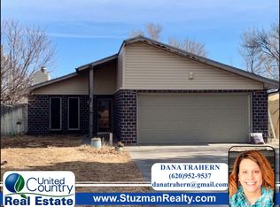 1108 N College St, Ulysses, KS 67880