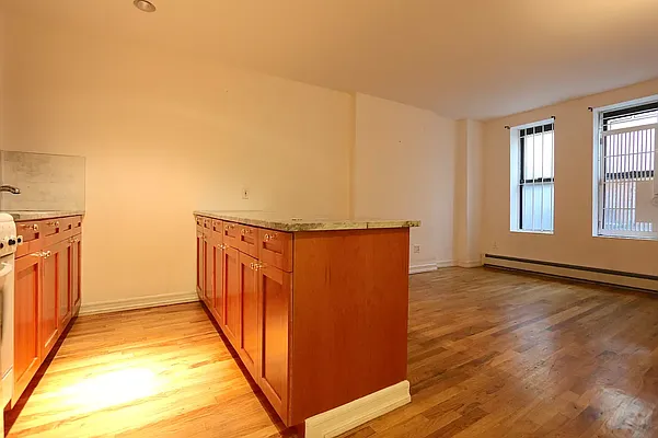 Rented by Compass | media 7