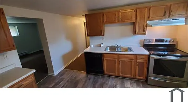2 bed, $1,560 — Photo 3