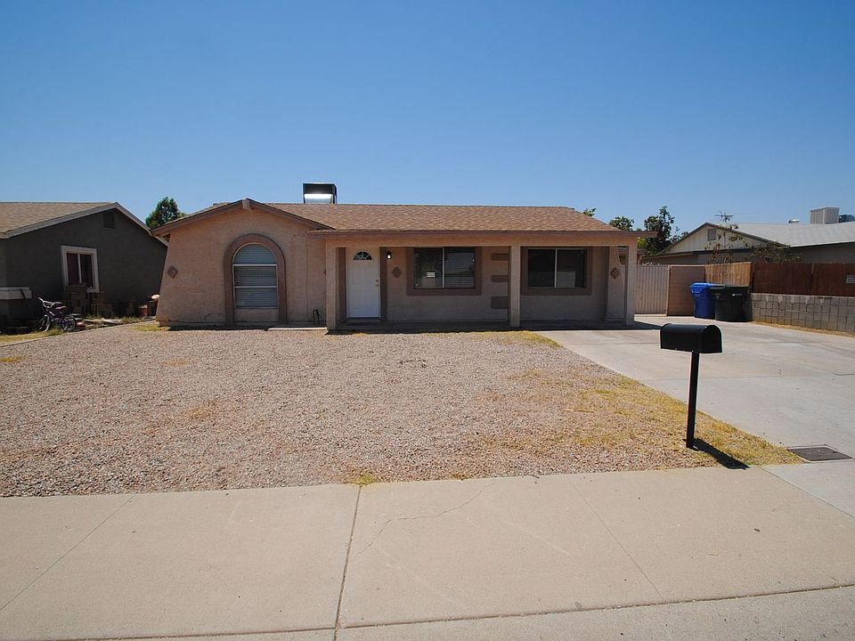1st image of 3042 N 70th Ave