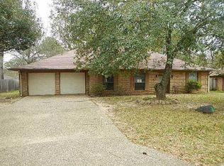 7403 Yorkshire Pl, Shreveport, LA 71129