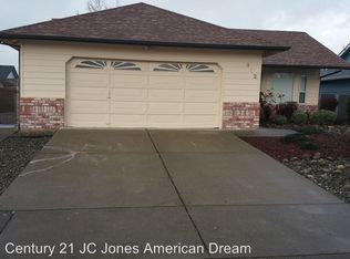 912 Delsie Dr, Grants Pass, OR