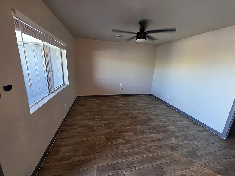 455 E Junction St #4 — Photo 6