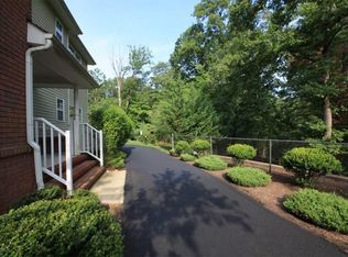 127 Forest Dr #127, Piscataway, NJ 08854