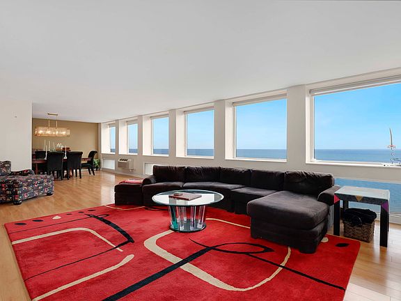 4th image of 1110 N Lake Shore Dr APT 17N