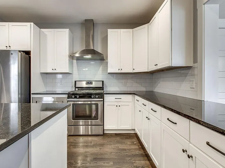 4608B Michigan Ave — Photo 9