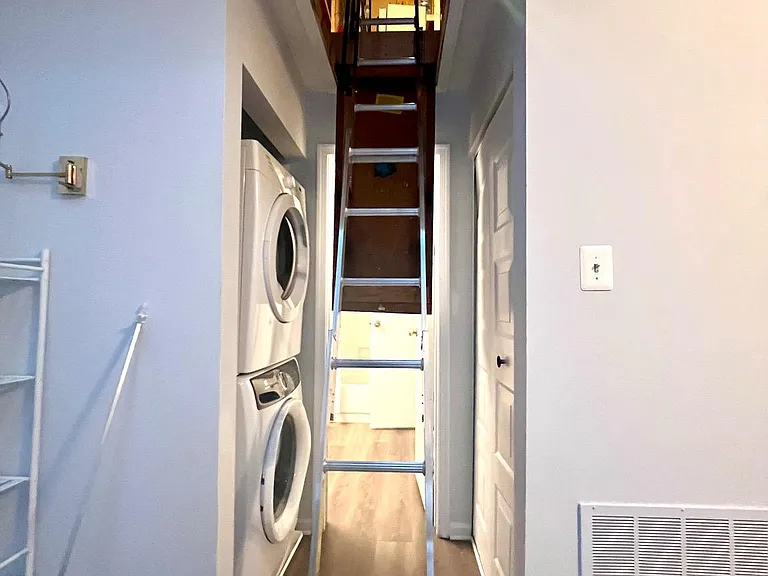 10448 Rapidan Ln — Photo 29