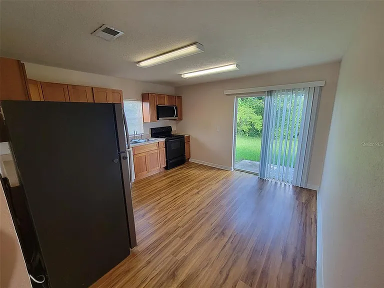 1849 Van Allen Cir — Photo 3