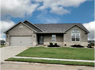 8019 Charleston, Troy, IL 62294