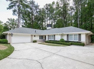 720 Langford Ln, Sandy Springs, GA 30327