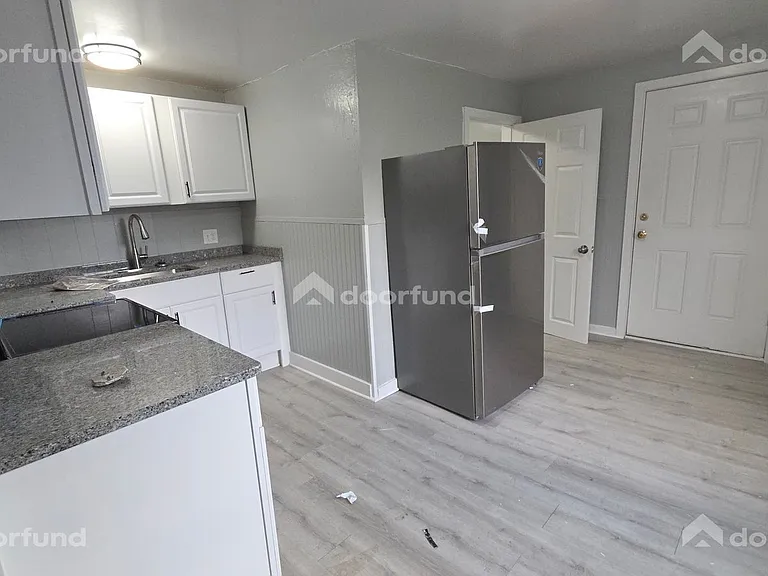 418 River St #1 — Photo 3