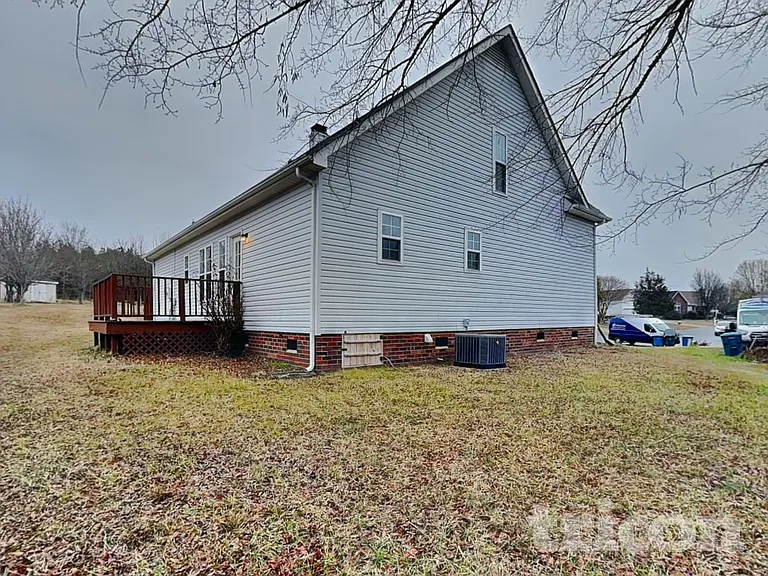 4900 Valley Trail Ct — Photo 19