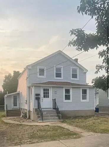 707 Florence Ave #2 Photo 1