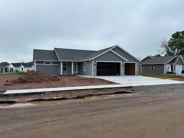 1655 Founders St, Neenah, WI 54956