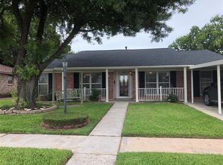 1129 E Purdue Ln, Deer Park, TX 77536
