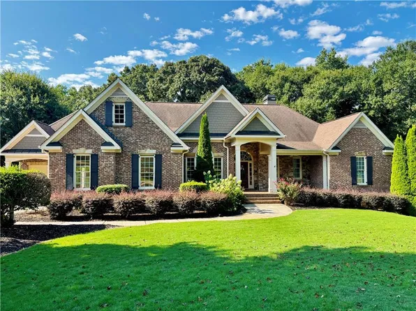 104 Autumn Glen Dr, Woodstock, GA 30188