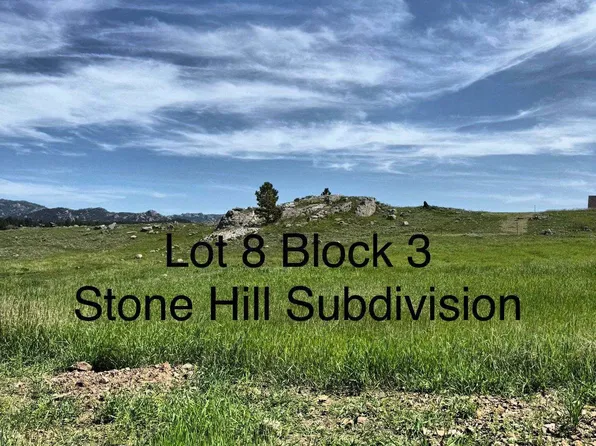 8 Stone Hill Dr, Custer, SD 57730