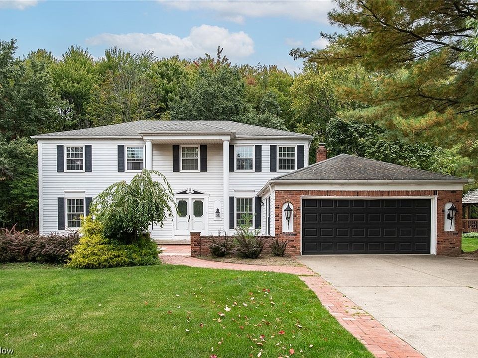 1st image of 9880 Applewood Dr