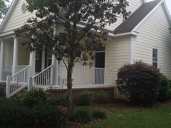 2nd image of 3249 Stanhope Dr