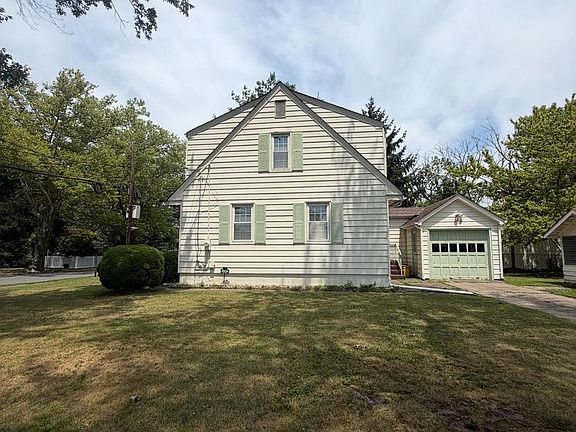 5th image of 3102 Nottingham Way